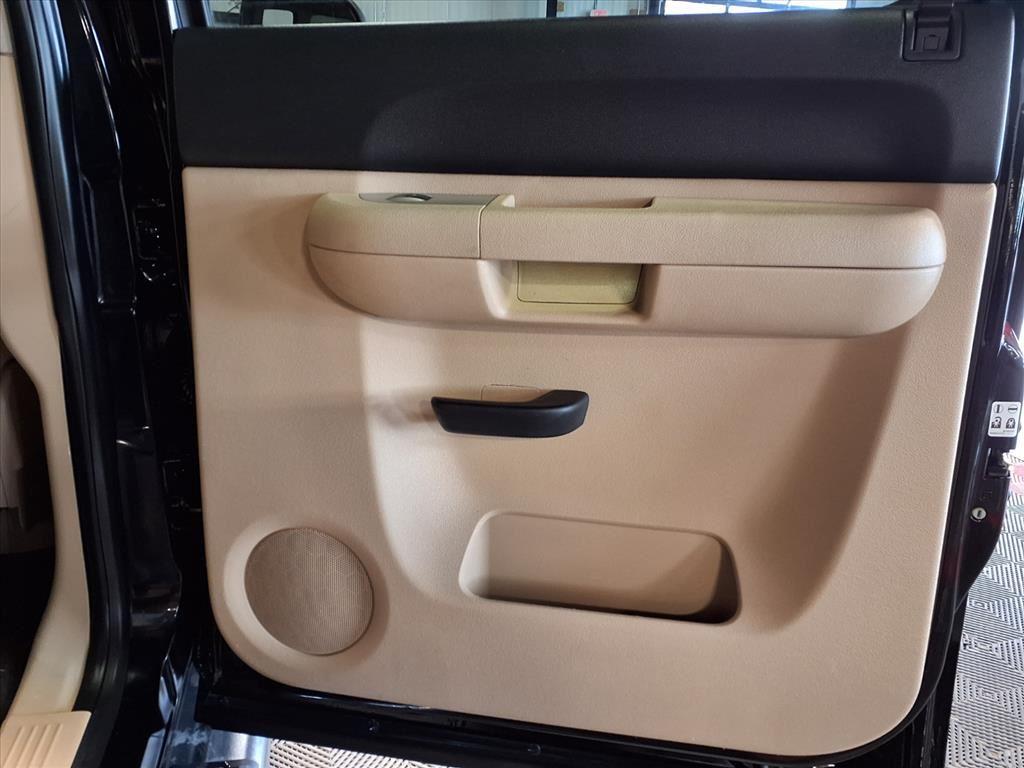 2007 Chevrolet Silverado 2500HD LT w/1LT - Black exterior view 11