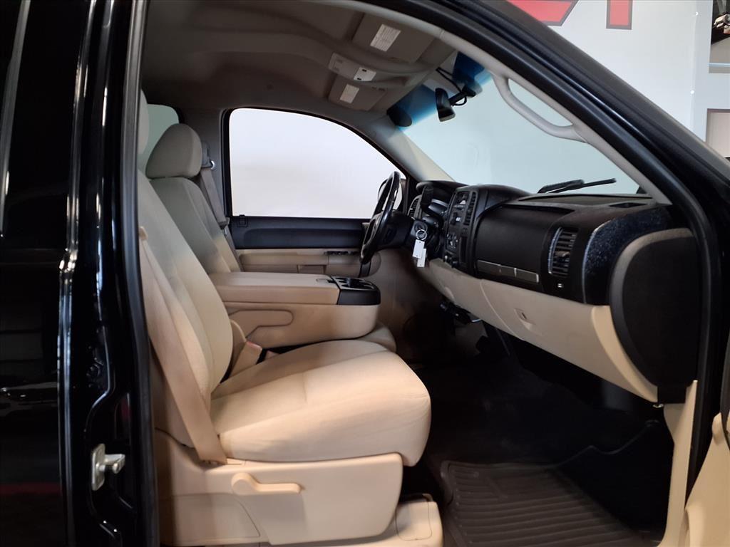 2007 Chevrolet Silverado 2500HD LT w/1LT - Black exterior view 12