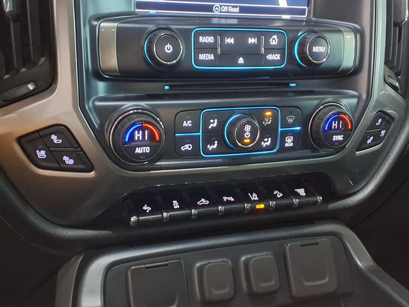 2018 Chevrolet Silverado 2500HD LTZ - Iridescent Pearl Tricoat exterior view 20