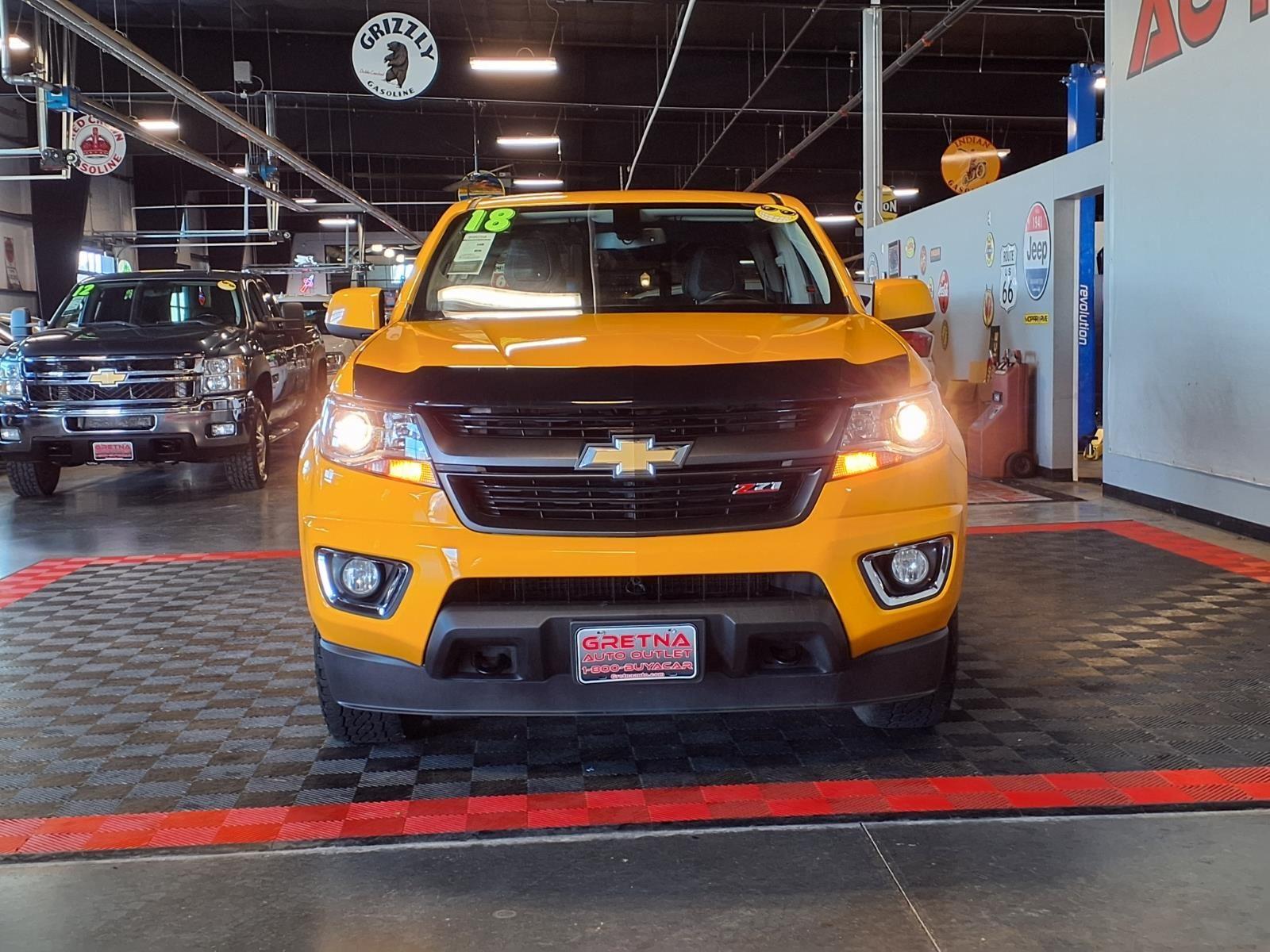 2018 Chevrolet Colorado 4WD Z71 - Wheatland Yellow exterior view 2