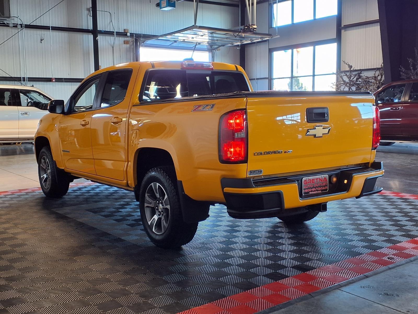 2018 Chevrolet Colorado 4WD Z71 - Wheatland Yellow exterior view 4