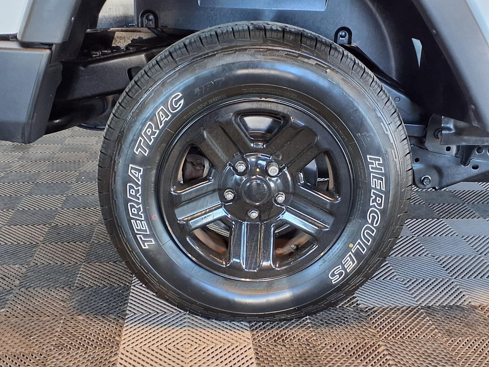 2013 Jeep Wrangler Sport - Bright White exterior view 7