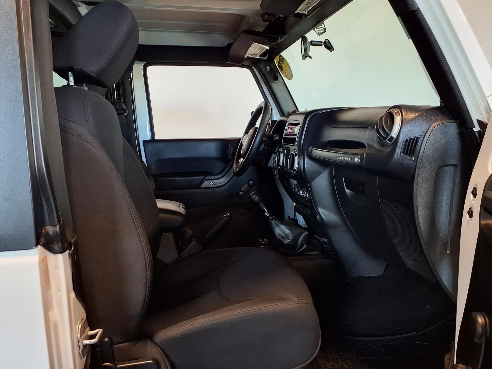 2013 Jeep Wrangler Sport - Bright White exterior view 11