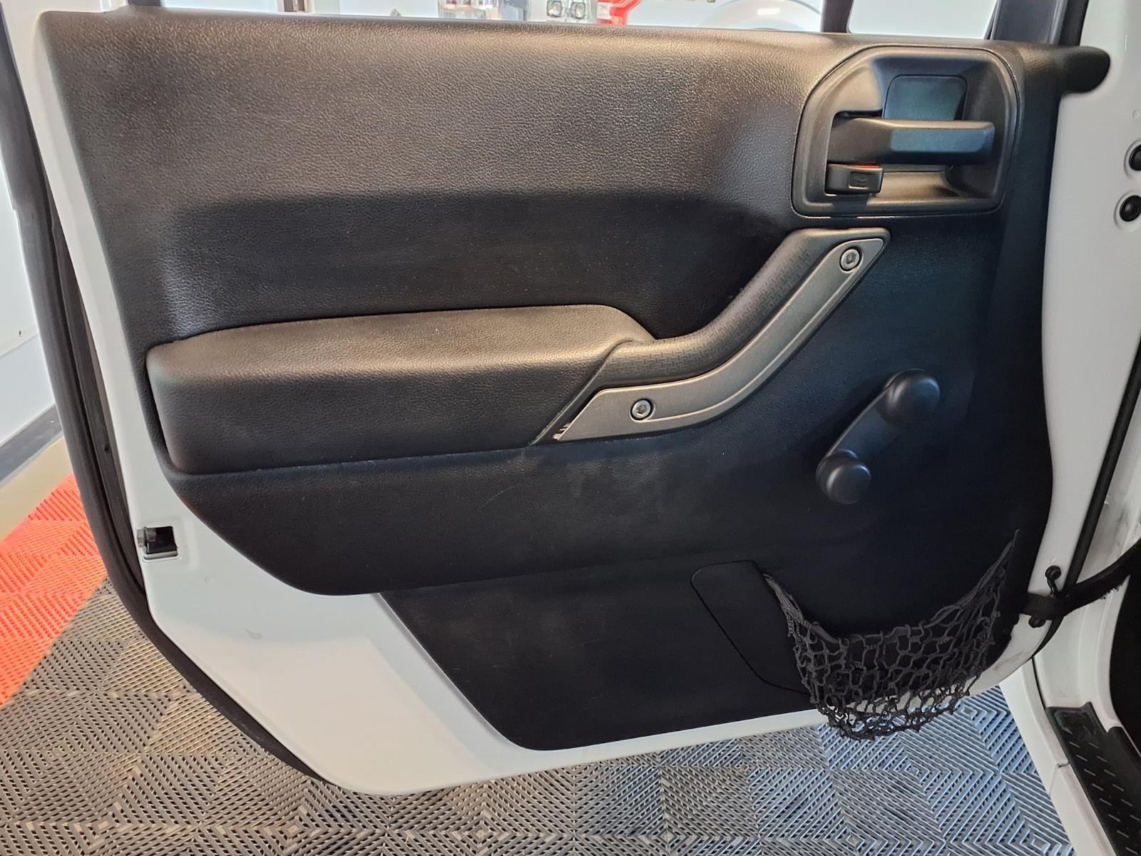 2013 Jeep Wrangler Sport - Bright White exterior view 12