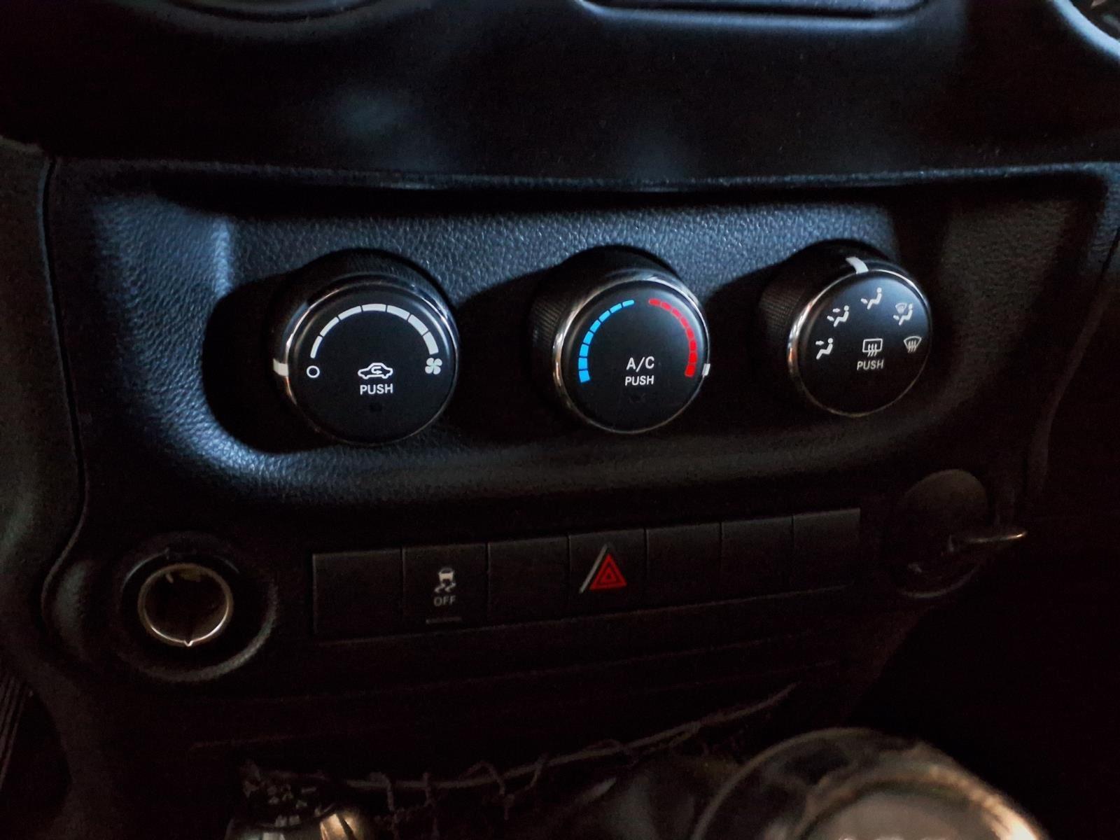 2013 Jeep Wrangler Sport - Bright White exterior view 15