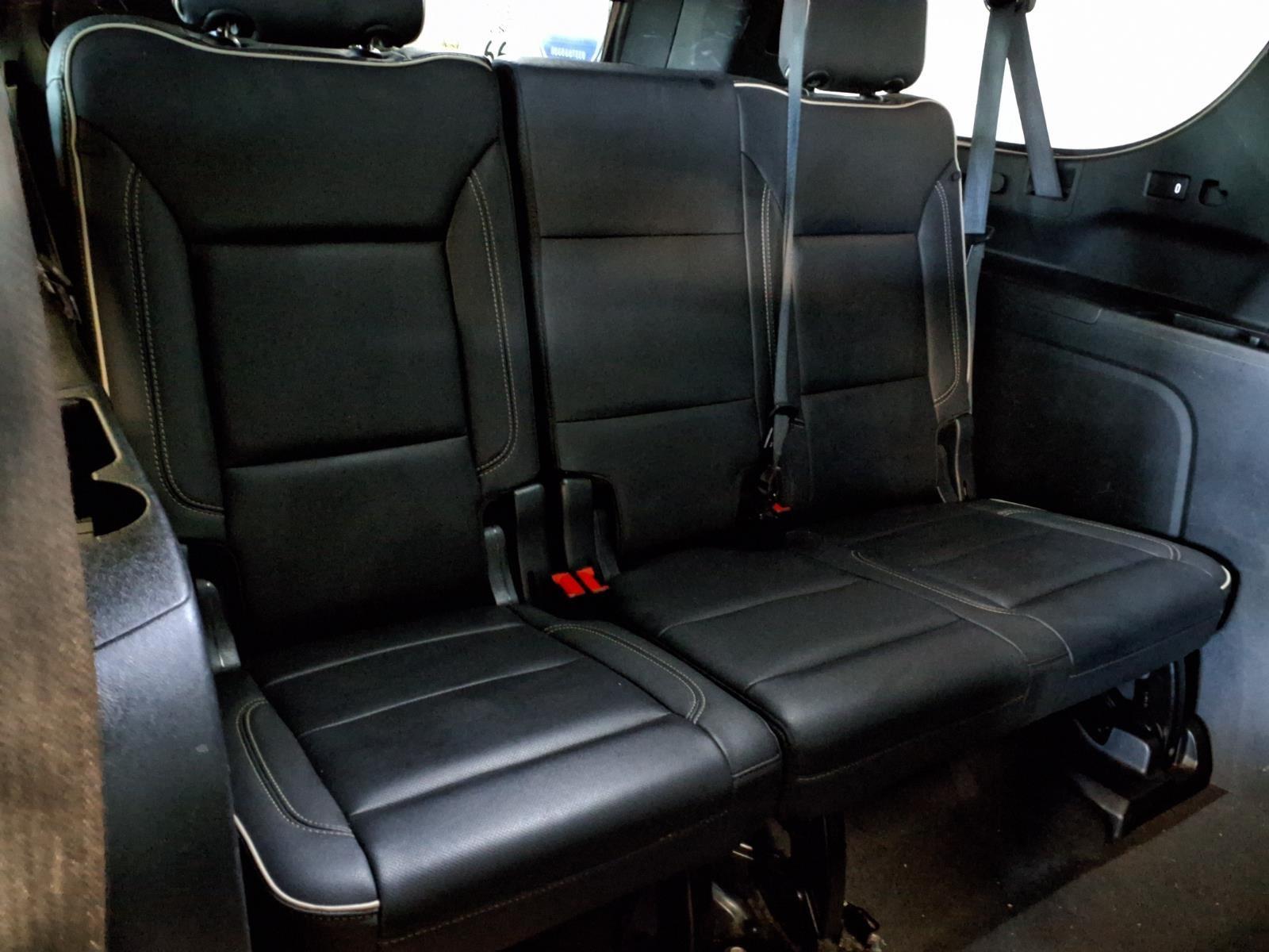 2023 Chevrolet Suburban Premier - Black exterior view 10