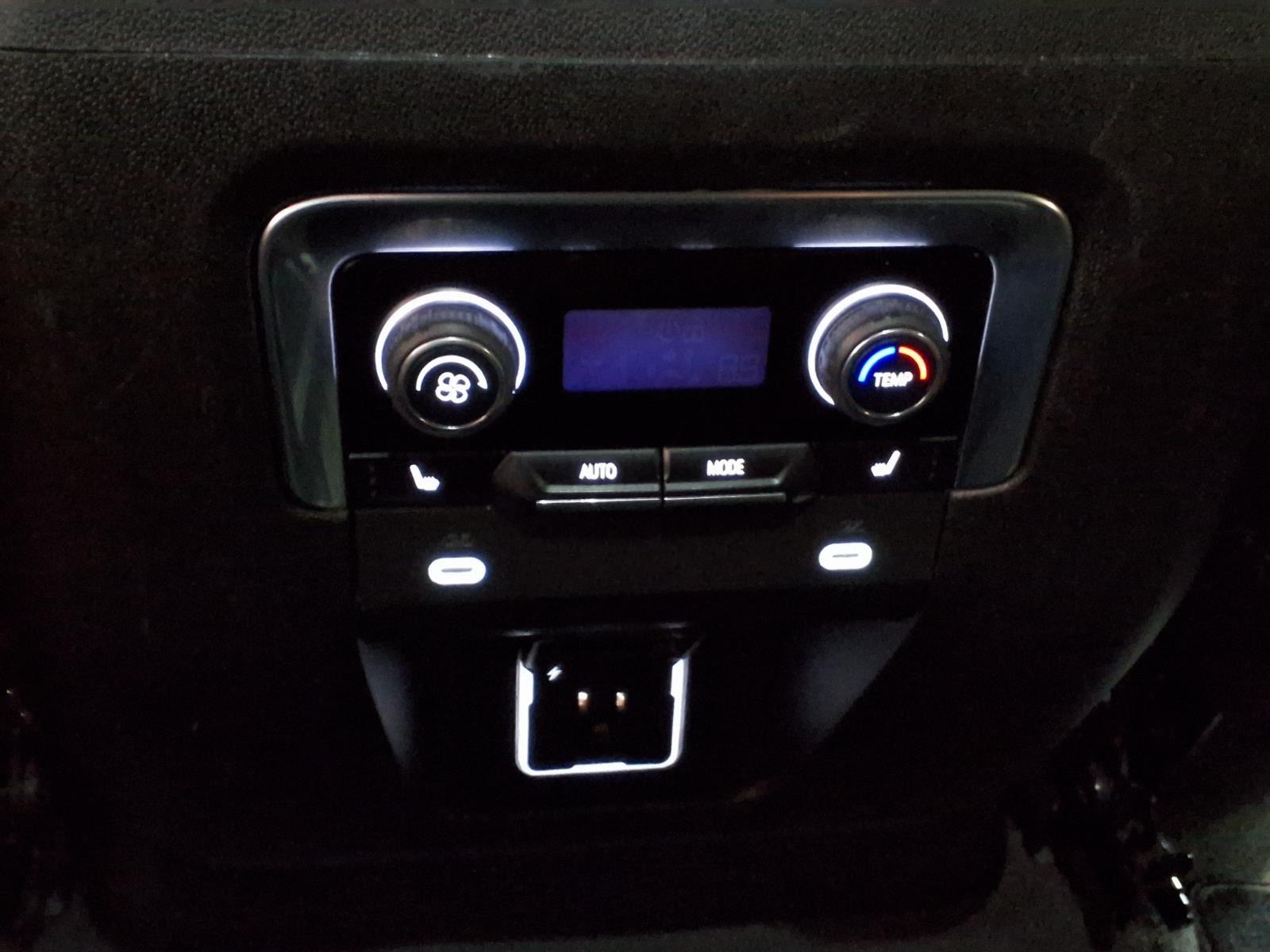 2023 Chevrolet Suburban Premier - Black exterior view 18