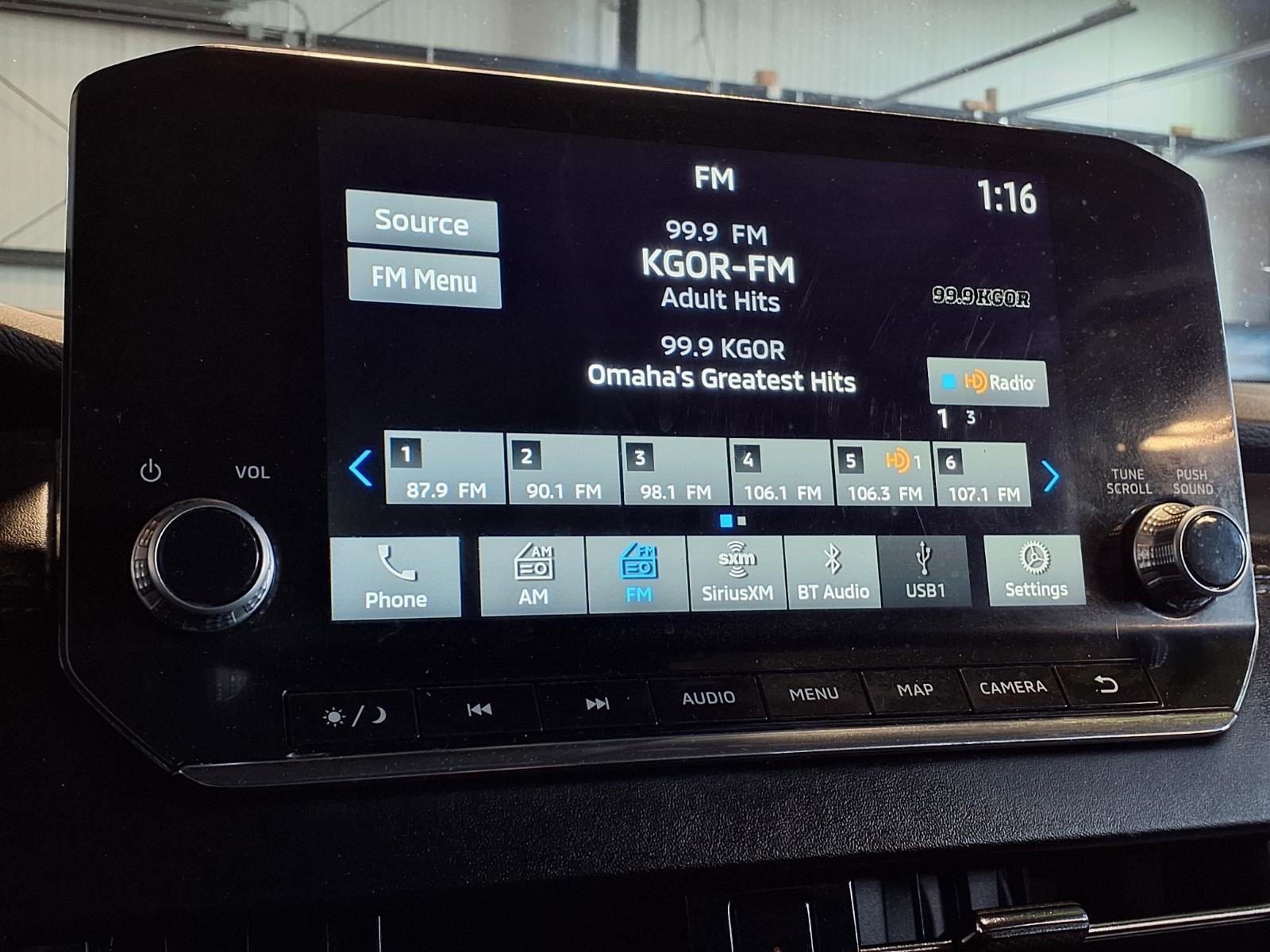 2022 Mitsubishi Outlander SE - White Diamond exterior view 20