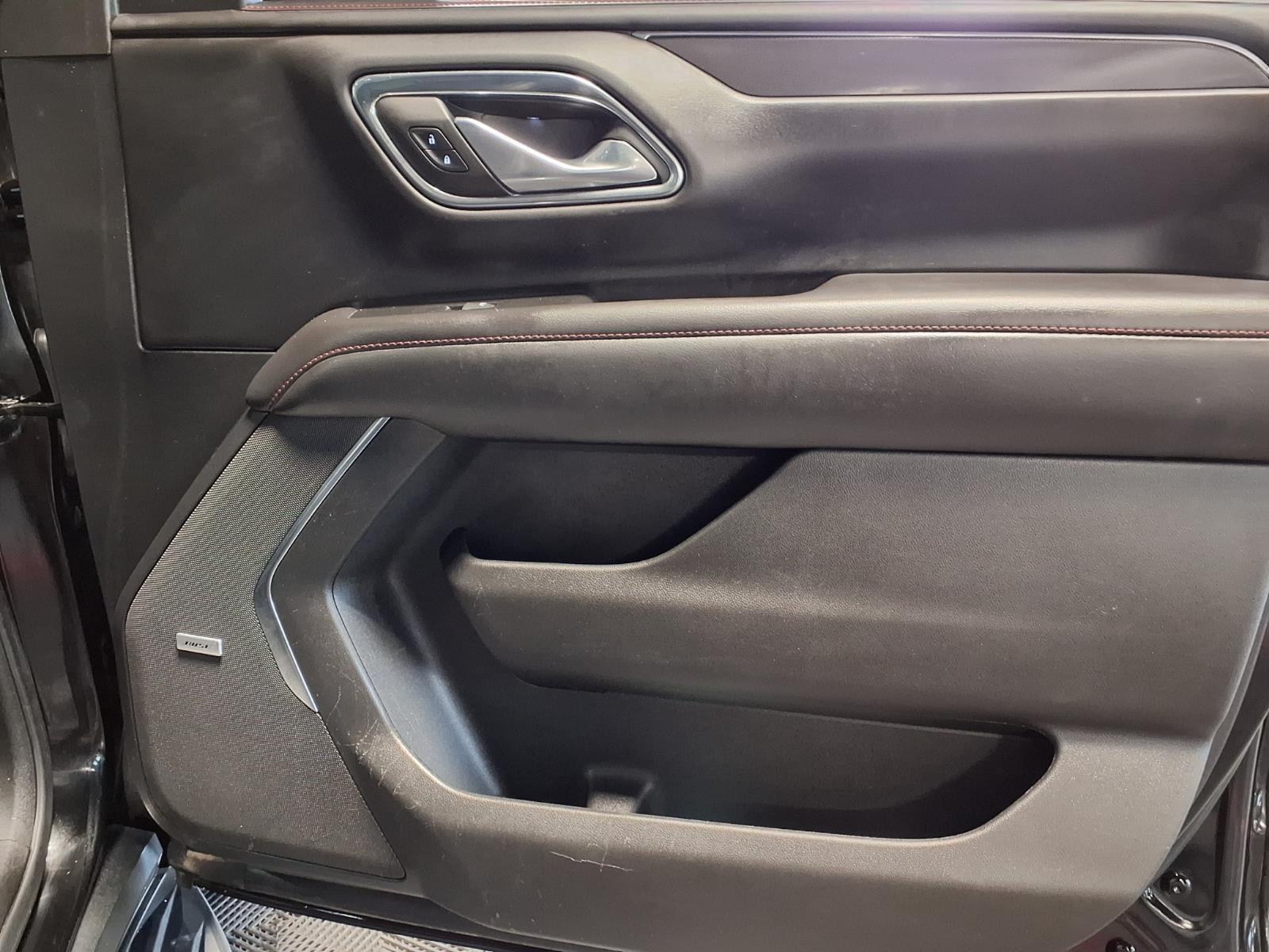 2022 Chevrolet Suburban RST - Black exterior view 15