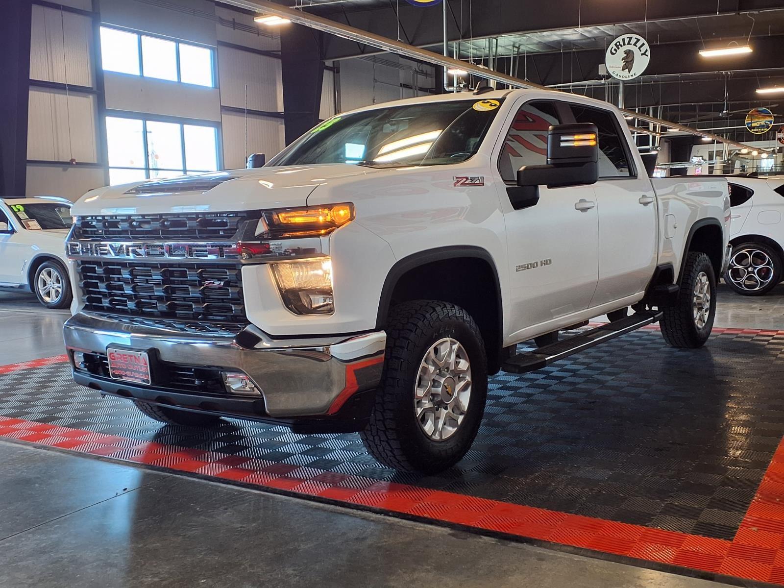 2023 Chevrolet Silverado 2500HD LT - Summit White exterior view 3