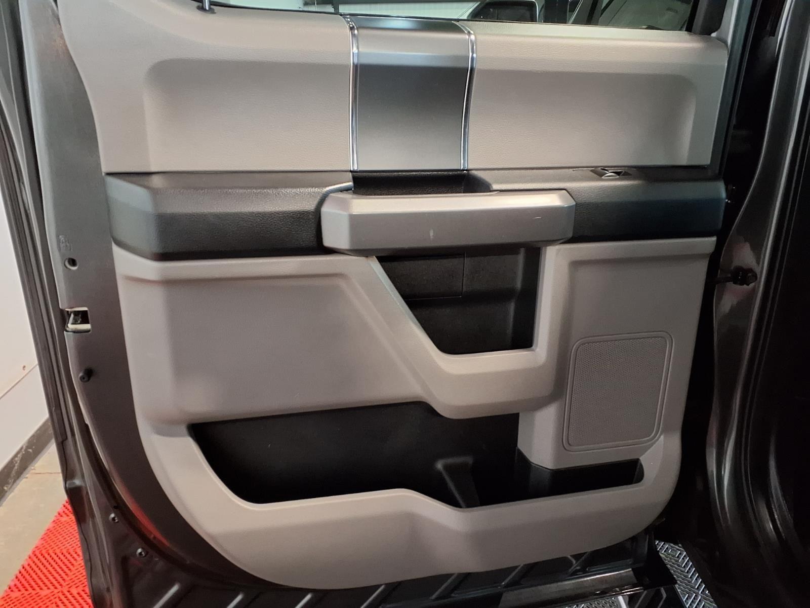 2018 Ford F-150 XLT - null exterior view 15