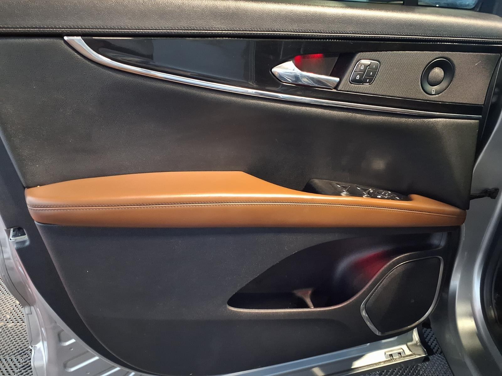 2022 Lincoln Nautilus Reserve - Silver Radiance Metallic Clearcoat exterior view 18