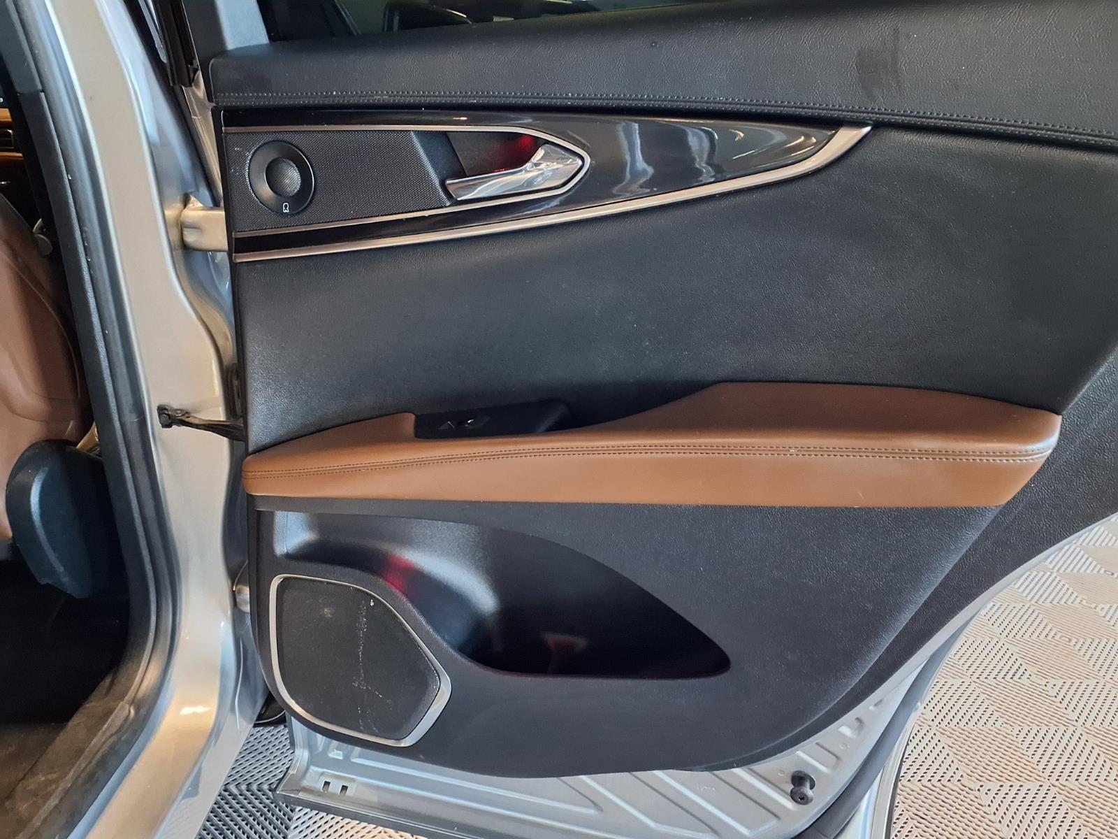 2022 Lincoln Nautilus Reserve - Silver Radiance Metallic Clearcoat exterior view 11