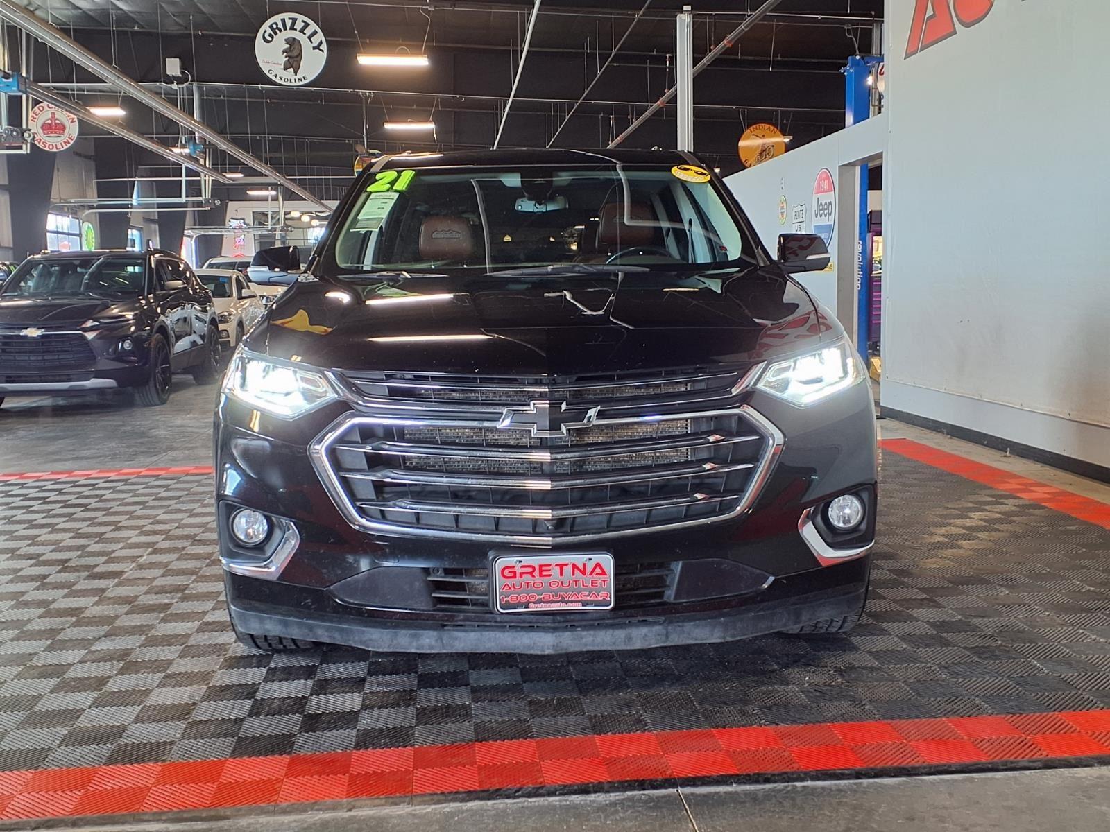 2021 CHEVROLET TRAVERSE - BLACK exterior view 2