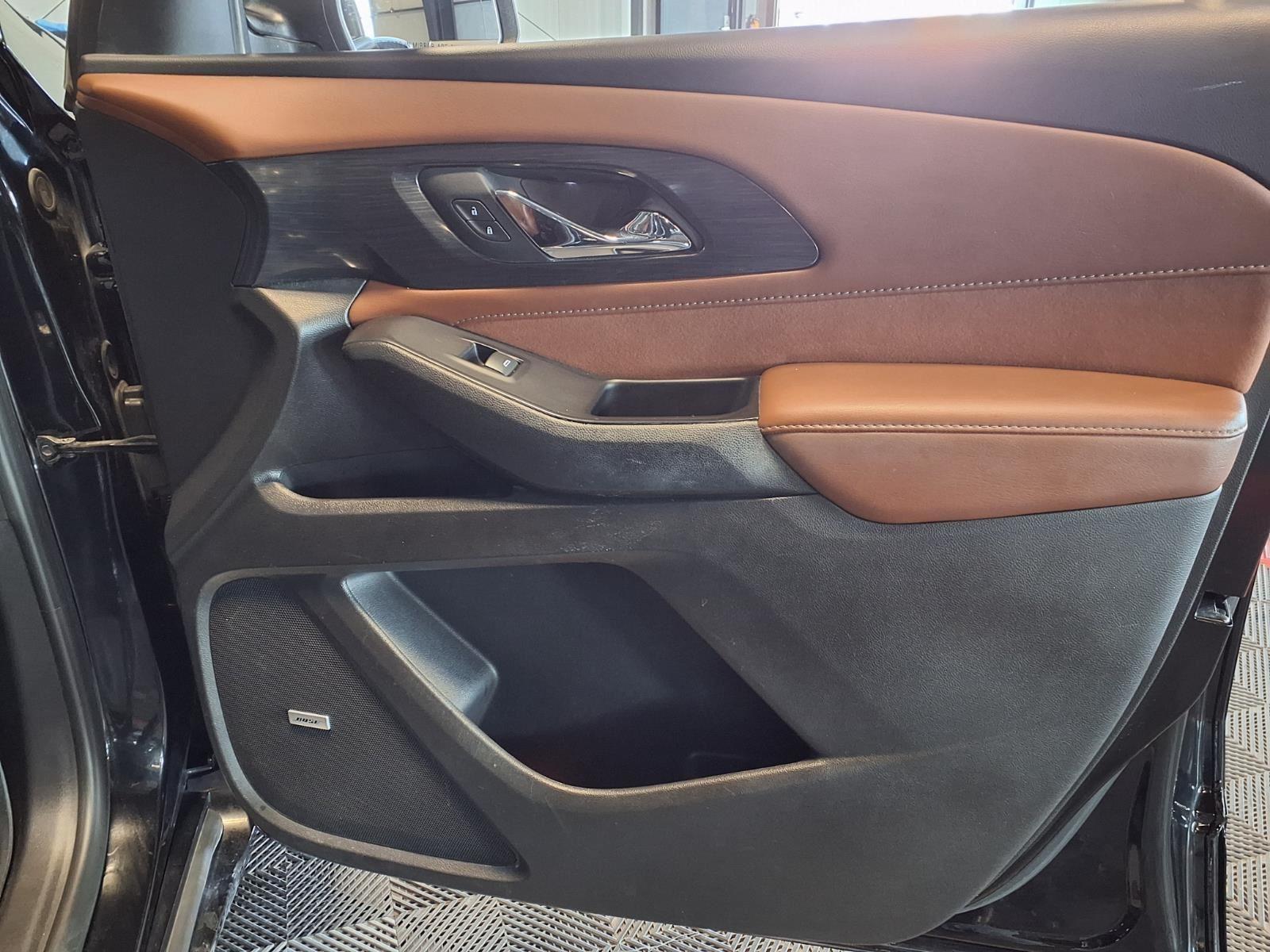 2021 CHEVROLET TRAVERSE - BLACK exterior view 15