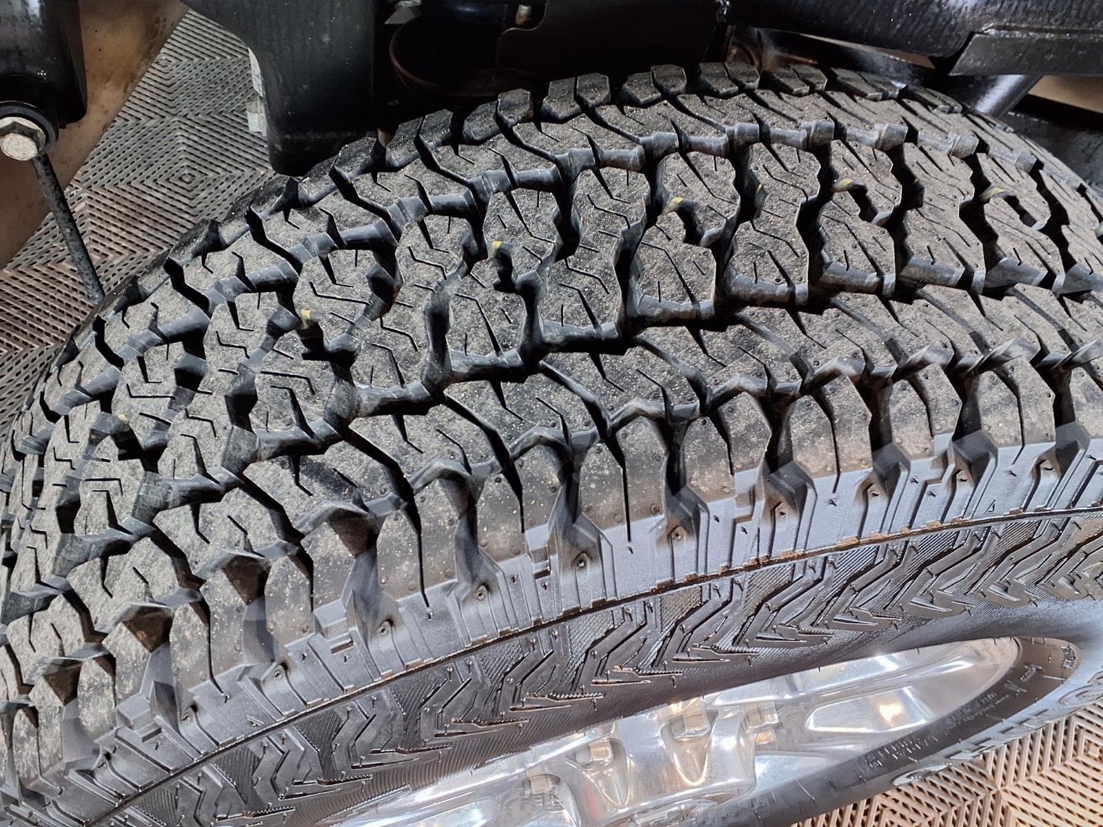 2022 RAM 2500 - GRAY exterior view 9