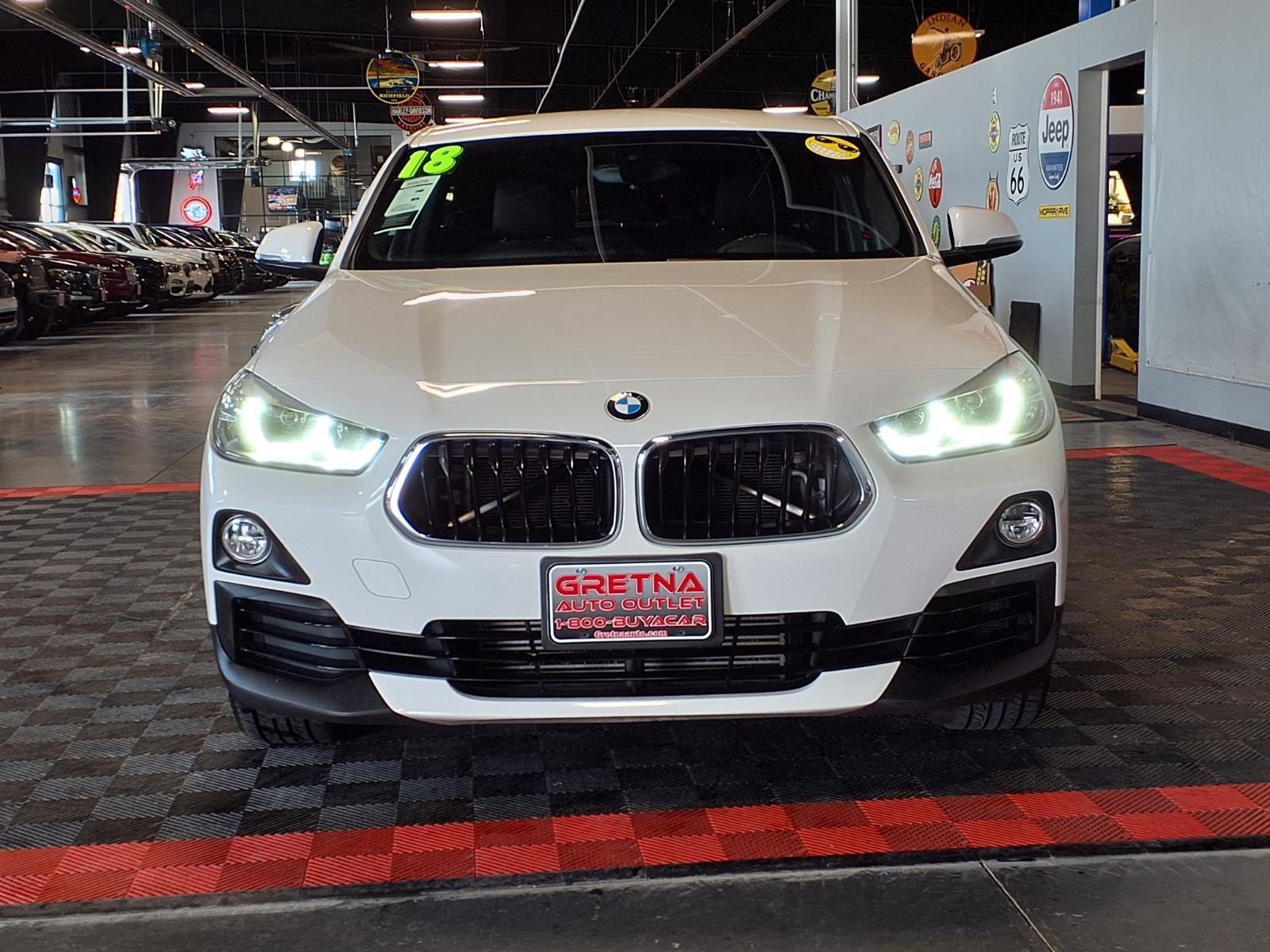 2018 BMW X2 xDrive28i - Alpine White exterior view 2