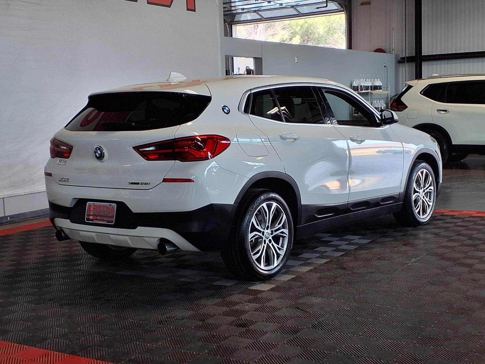 2018 BMW X2 xDrive28i - Alpine White exterior view 8