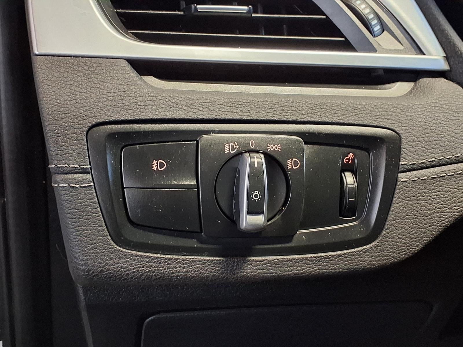 2018 BMW X2 xDrive28i - Alpine White exterior view 19