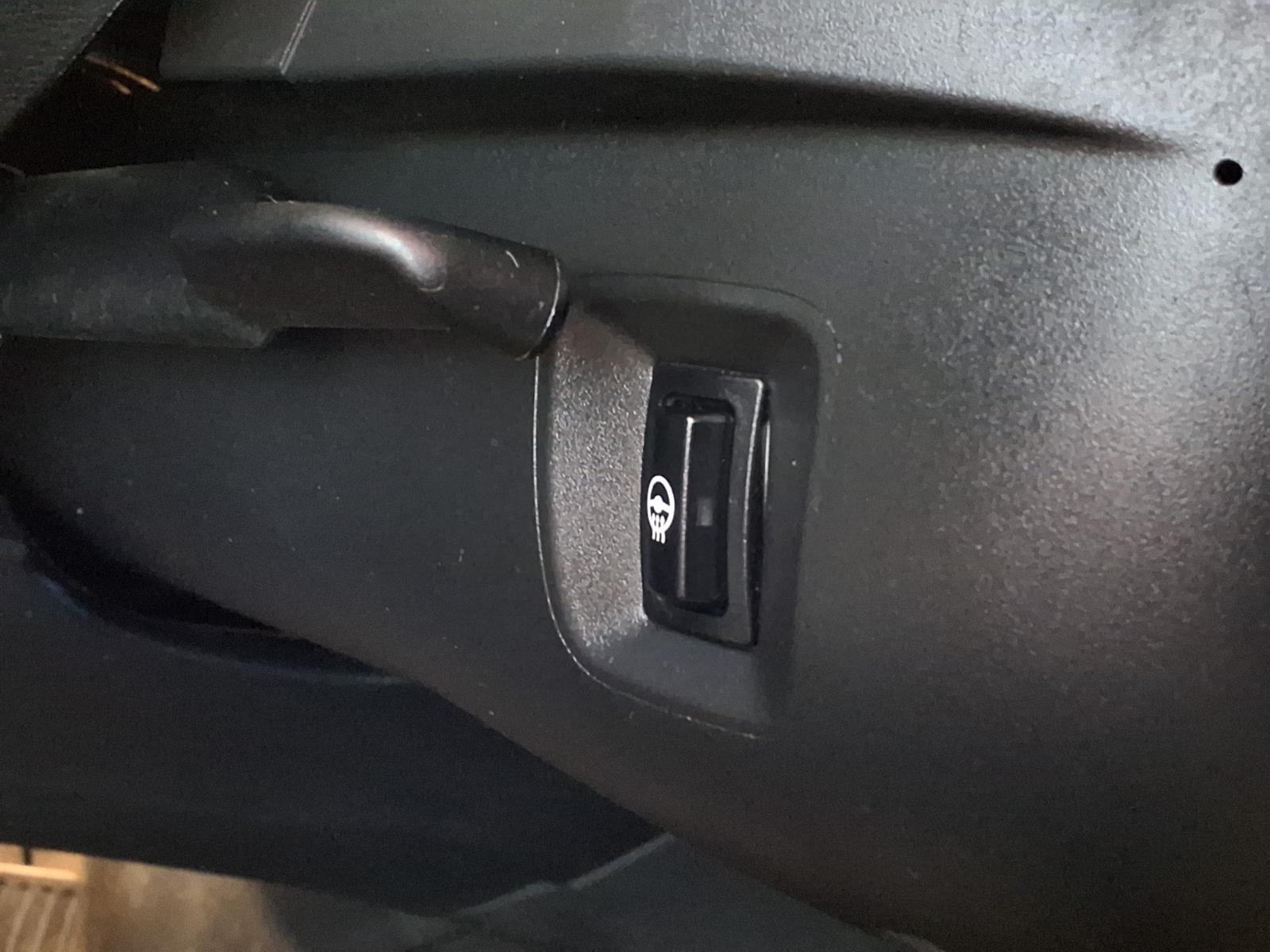 2018 BMW X2 xDrive28i - Alpine White exterior view 20