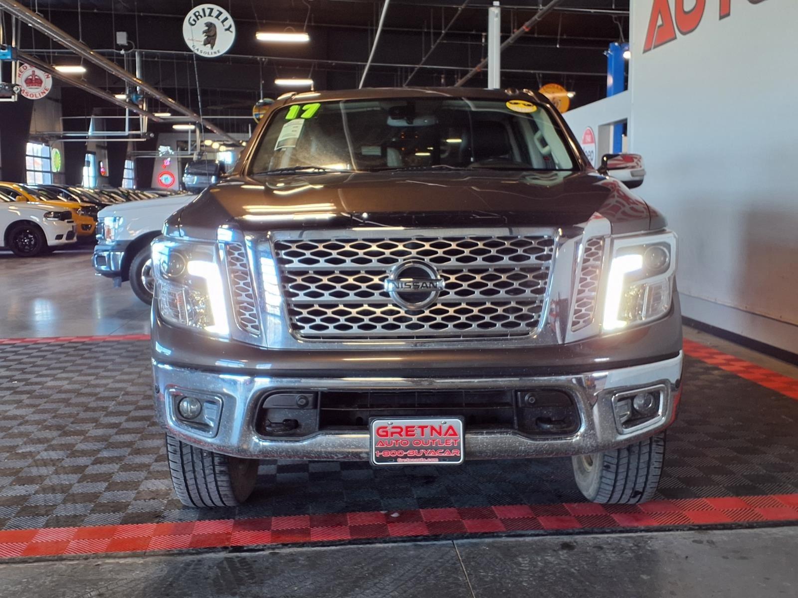 2017 Nissan Titan SL - Gun Metallic exterior view 2