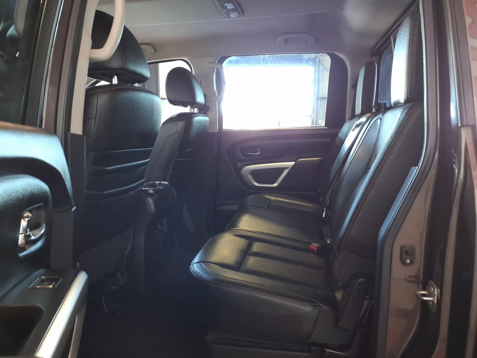 2017 Nissan Titan SL - Gun Metallic exterior view 11