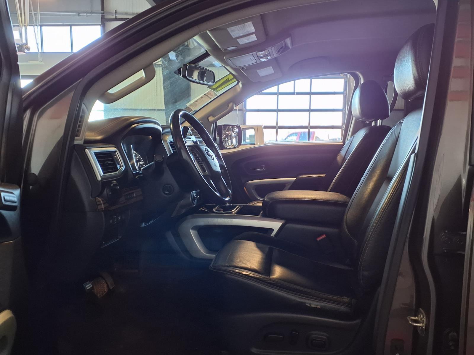 2017 Nissan Titan SL - Gun Metallic exterior view 15