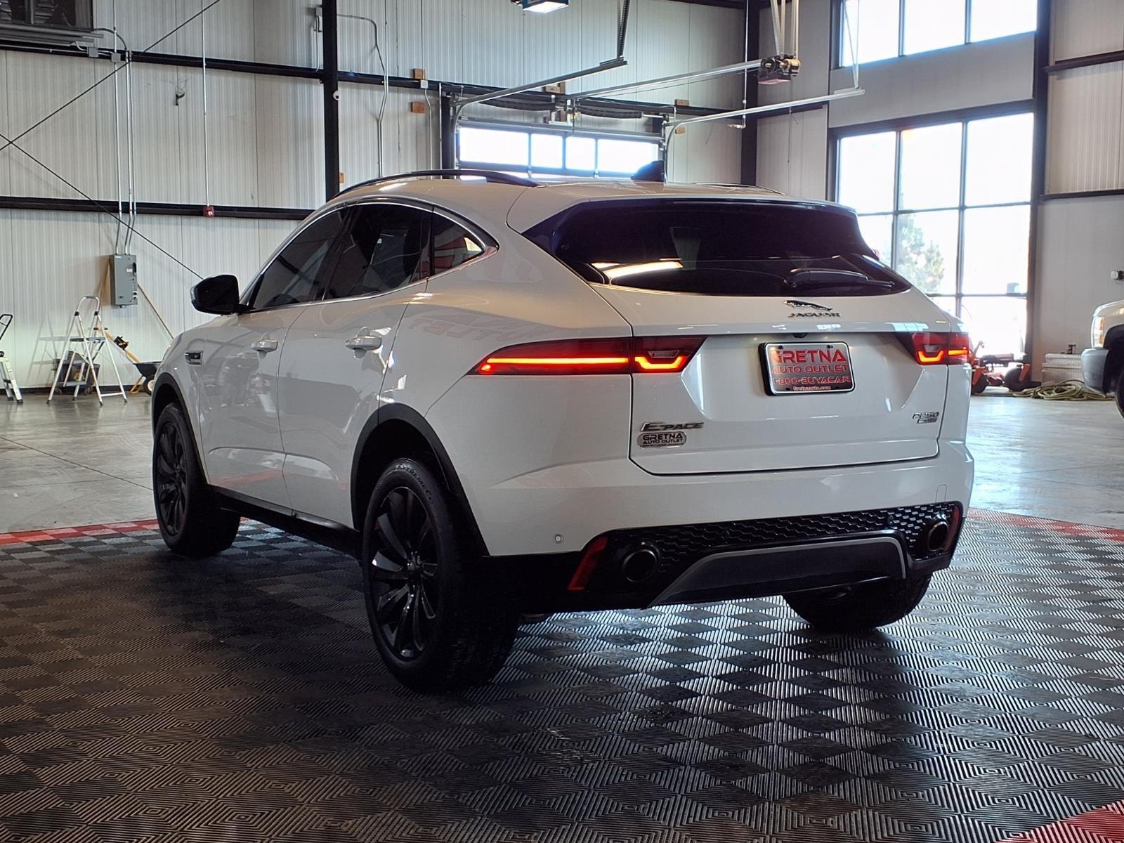 2020 Jaguar E-PACE SE - Fuji White exterior view 4