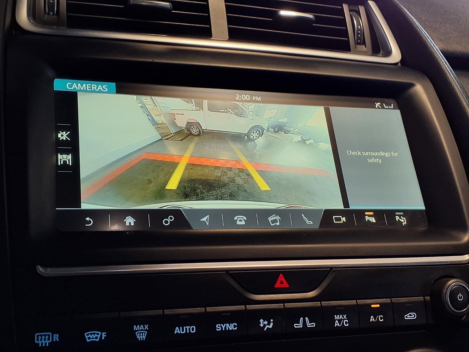 2020 Jaguar E-PACE SE - Fuji White exterior view 19