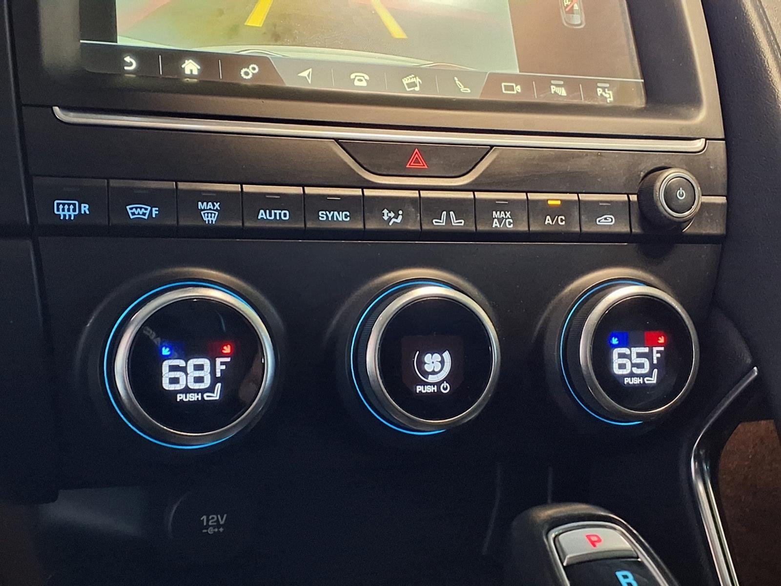 2020 Jaguar E-PACE SE - Fuji White exterior view 20