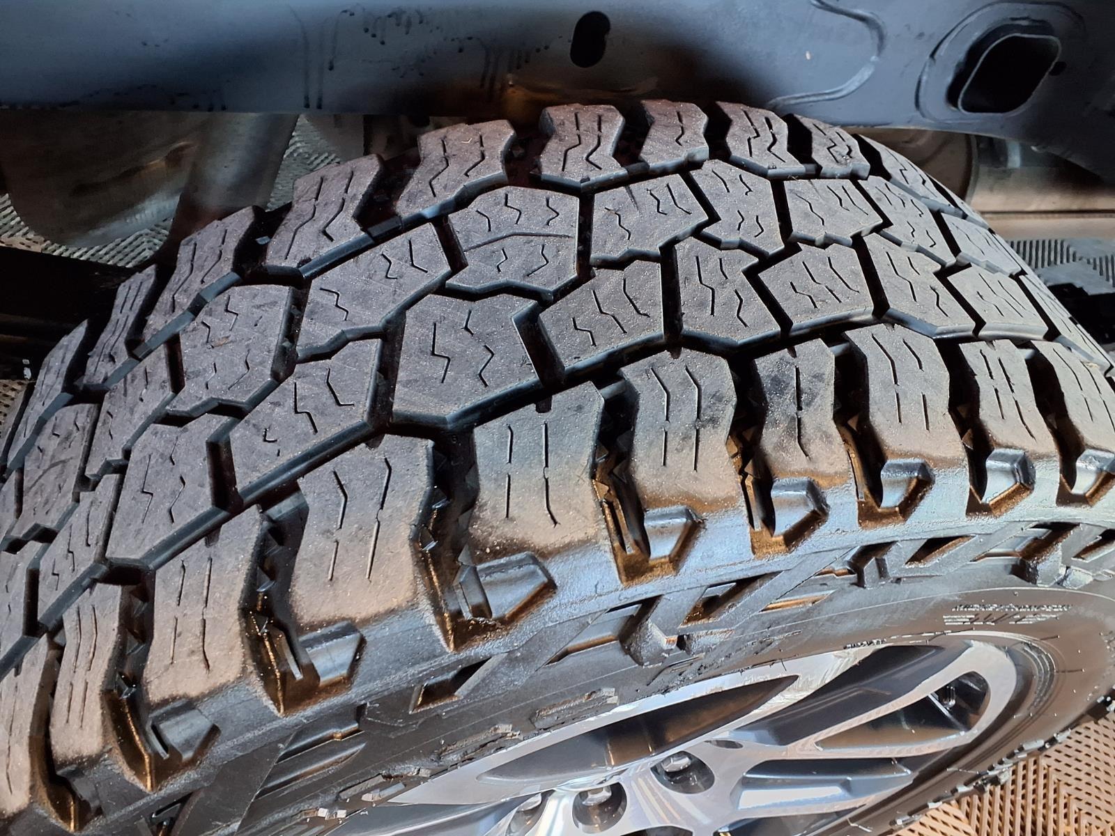 2020 Chevrolet Silverado 1500 Custom Trail Boss - Red Hot exterior view 9