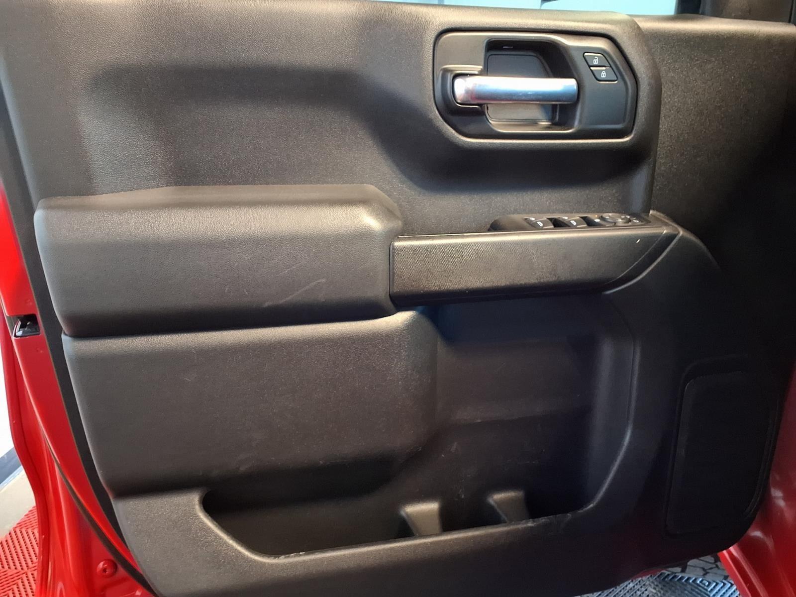 2020 Chevrolet Silverado 1500 Custom Trail Boss - Red Hot exterior view 17