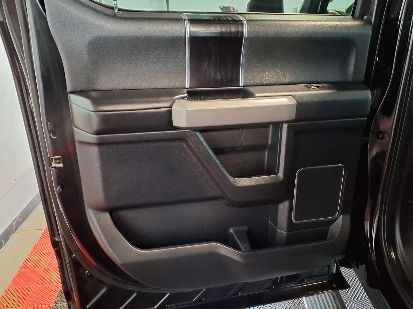 2018 Ford F-150 Platinum - Shadow Black exterior view 15