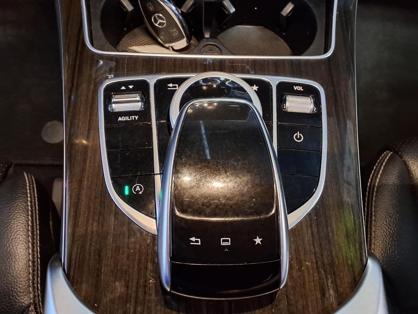 2015 Mercedes-Benz C-Class C 300 - Polar White exterior view 19