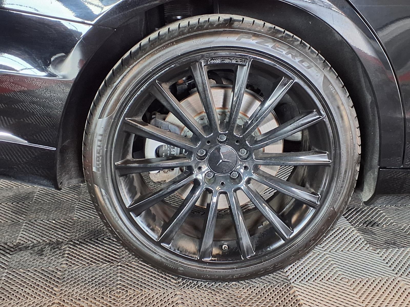 2015 Mercedes-Benz S-Class S 550 - Black exterior view 7