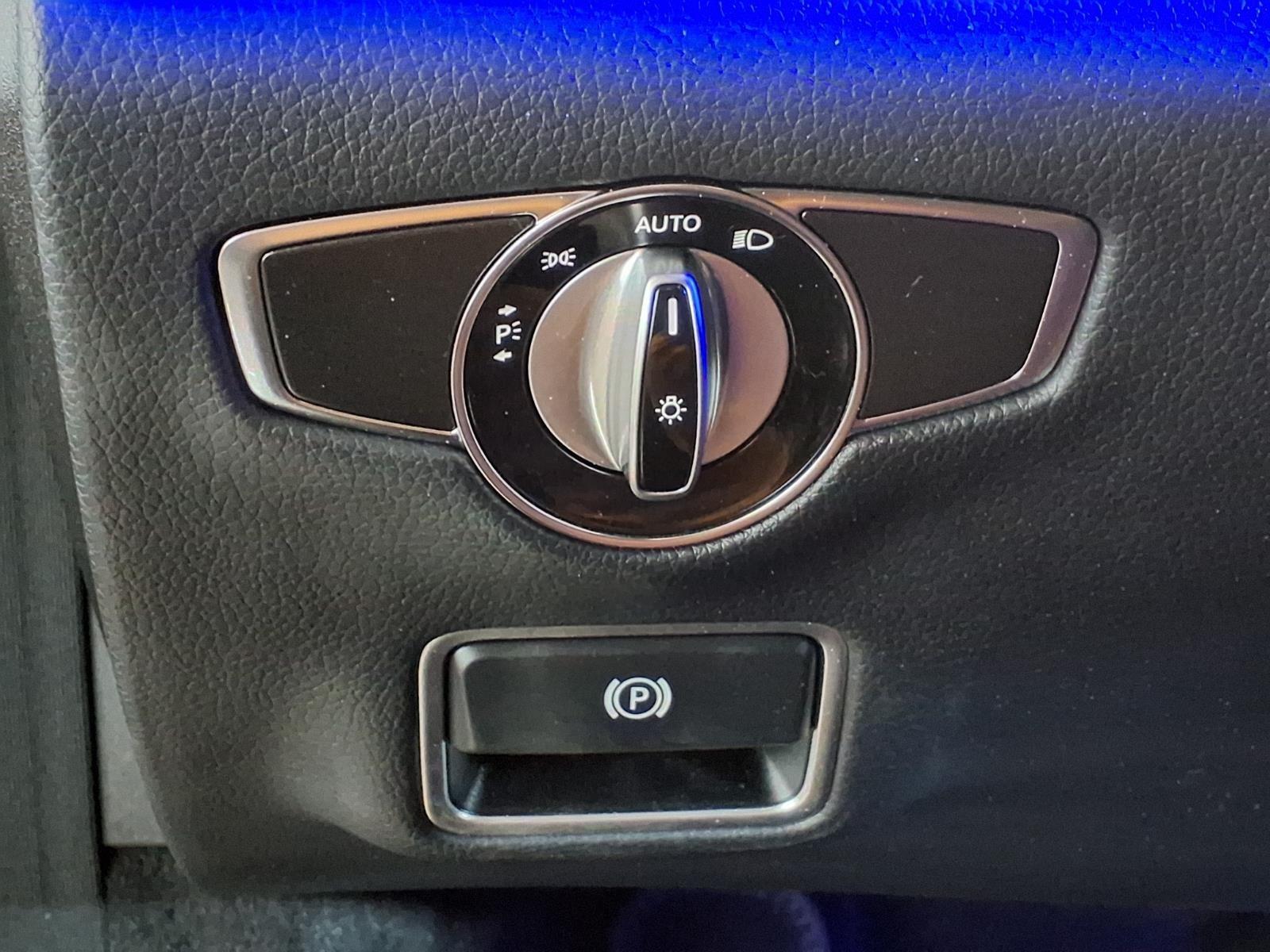 2015 Mercedes-Benz S-Class S 550 - Black exterior view 18