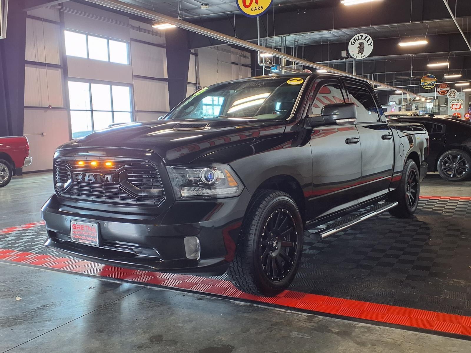 2015 Ram 1500 Sport - Brilliant Black Crystal Pearl exterior view 3