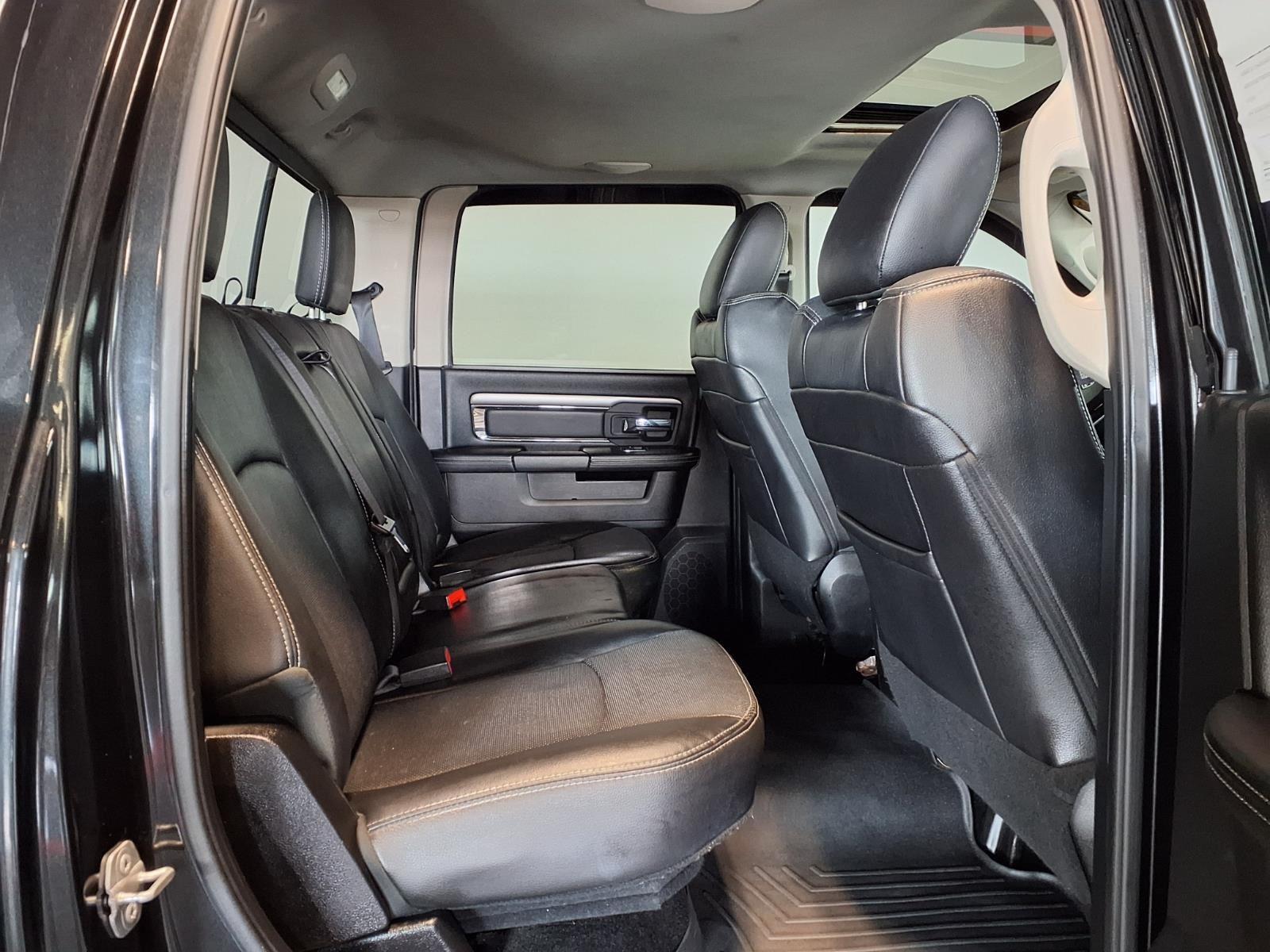 2015 Ram 1500 Sport - Brilliant Black Crystal Pearl exterior view 7