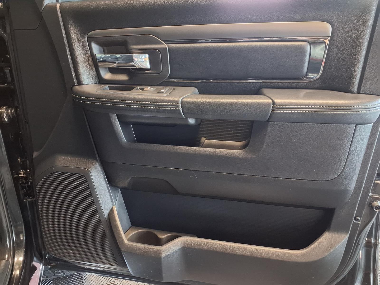 2015 Ram 1500 Sport - Brilliant Black Crystal Pearl exterior view 10