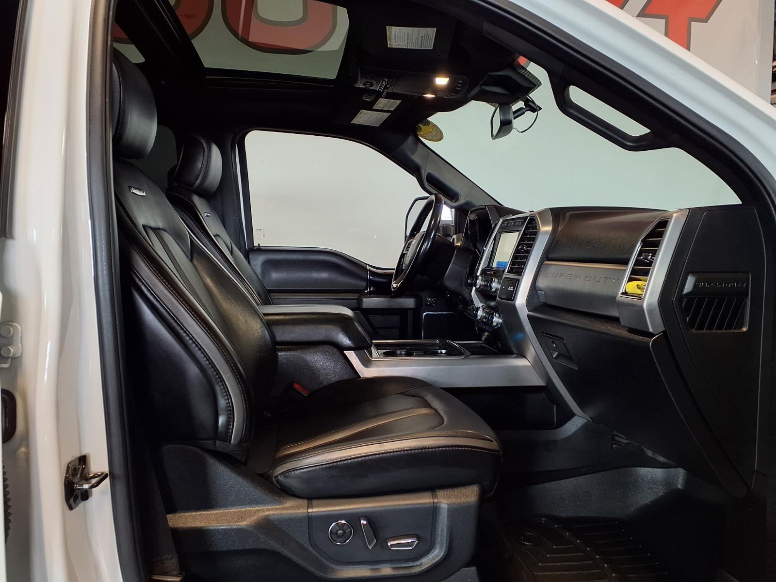 2020 Ford Super Duty F-250 SRW Platinum - Star White Metallic Tri-Coat exterior view 12