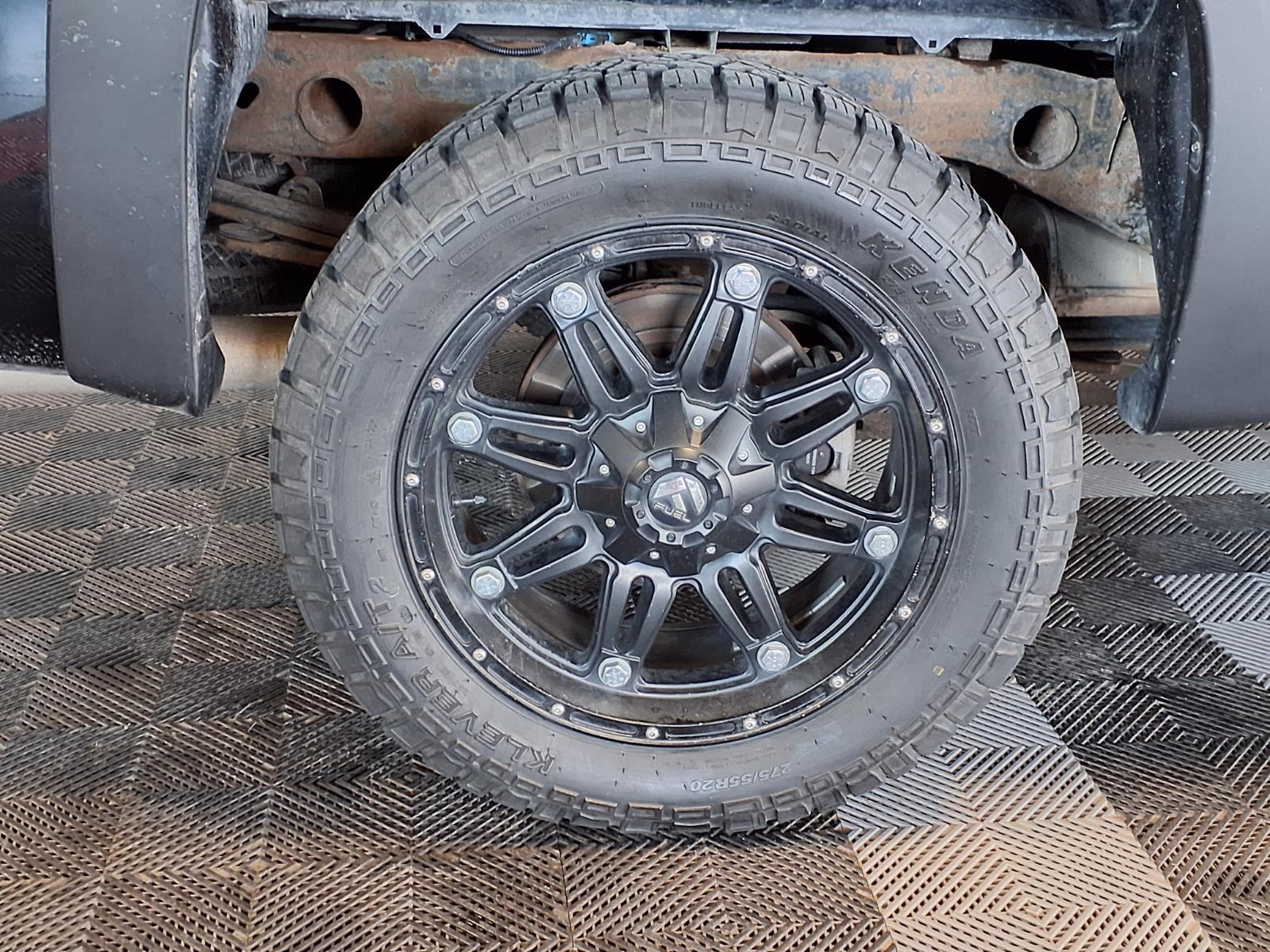 2013 Chevrolet Silverado 1500 LT - Black exterior view 8