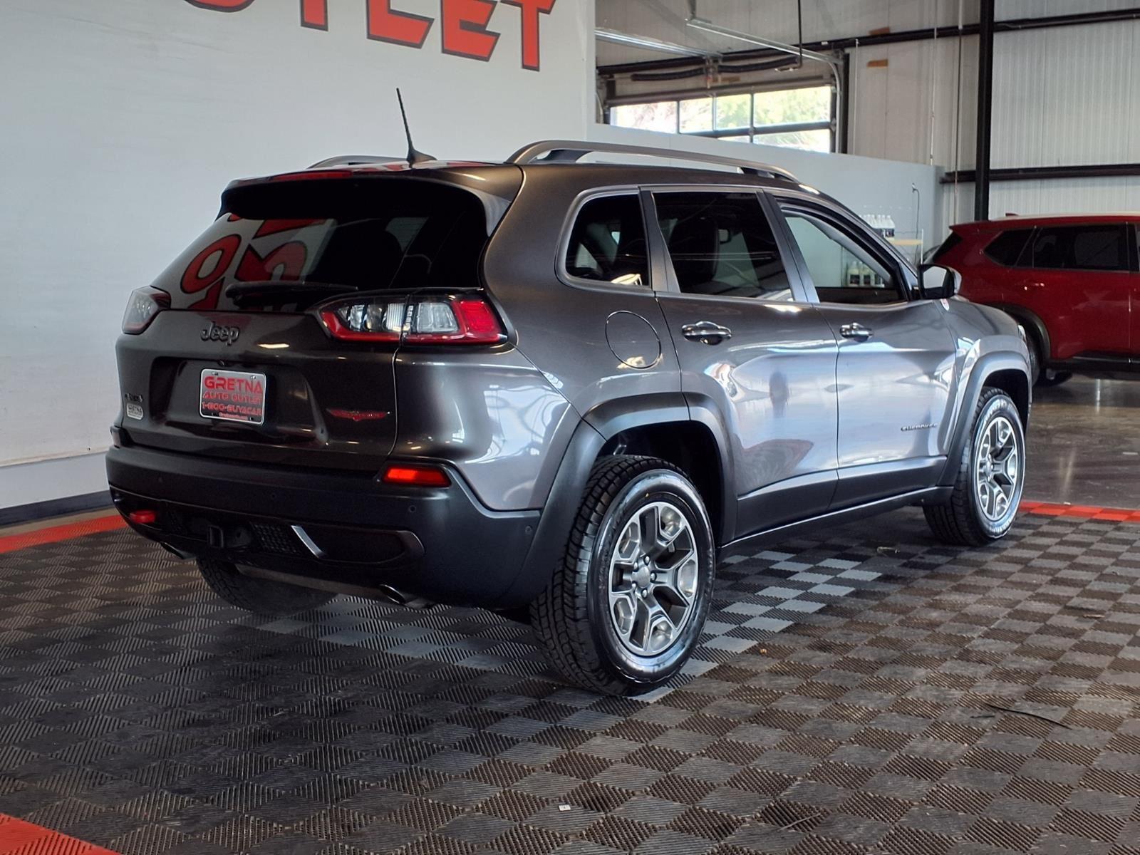 2019 Jeep Cherokee Trailhawk Elite - Granite Crystal Metallic Clearcoat exterior view 8