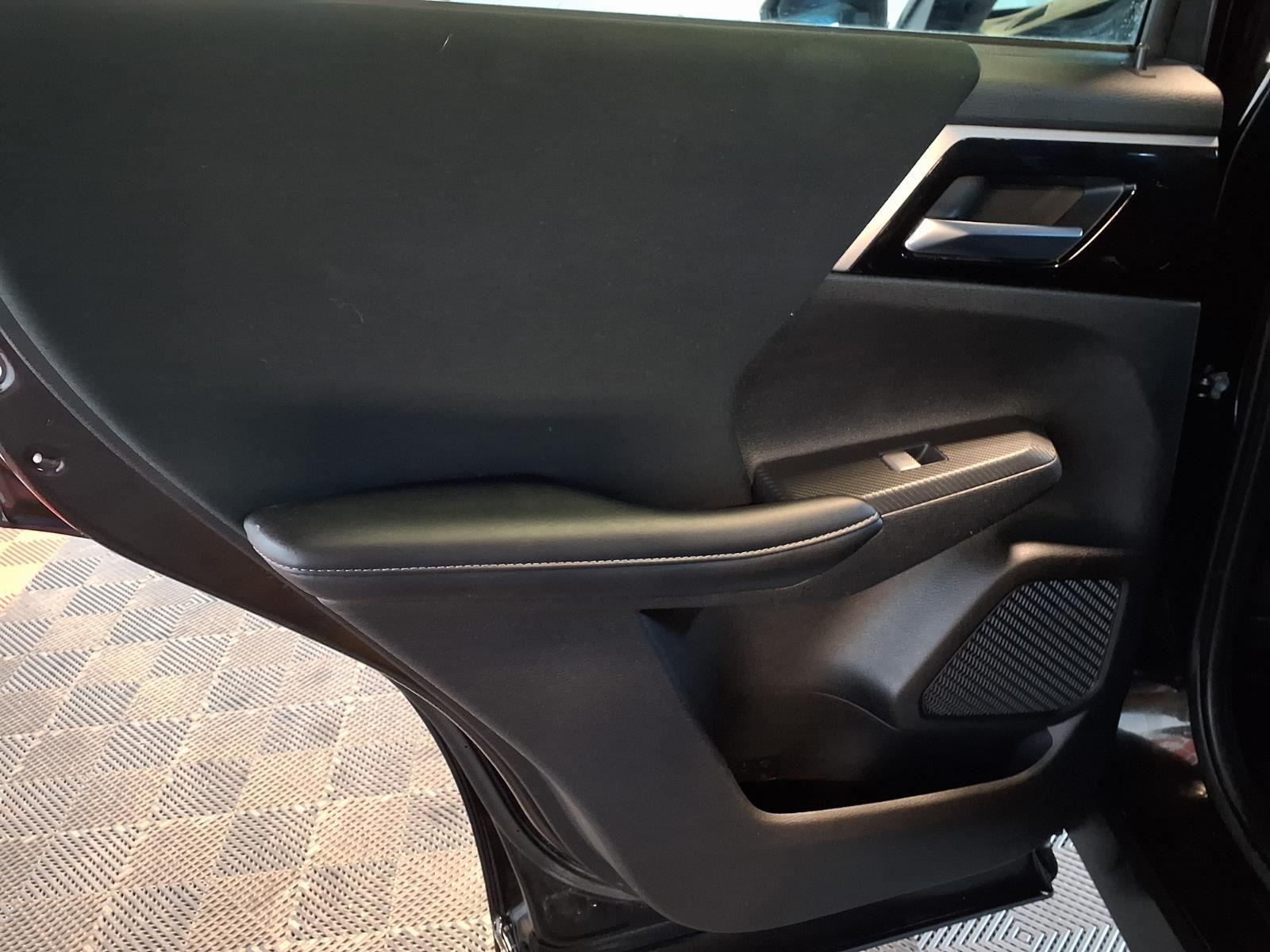 2022 Mitsubishi Outlander ES - Labrador Black Pearl exterior view 11