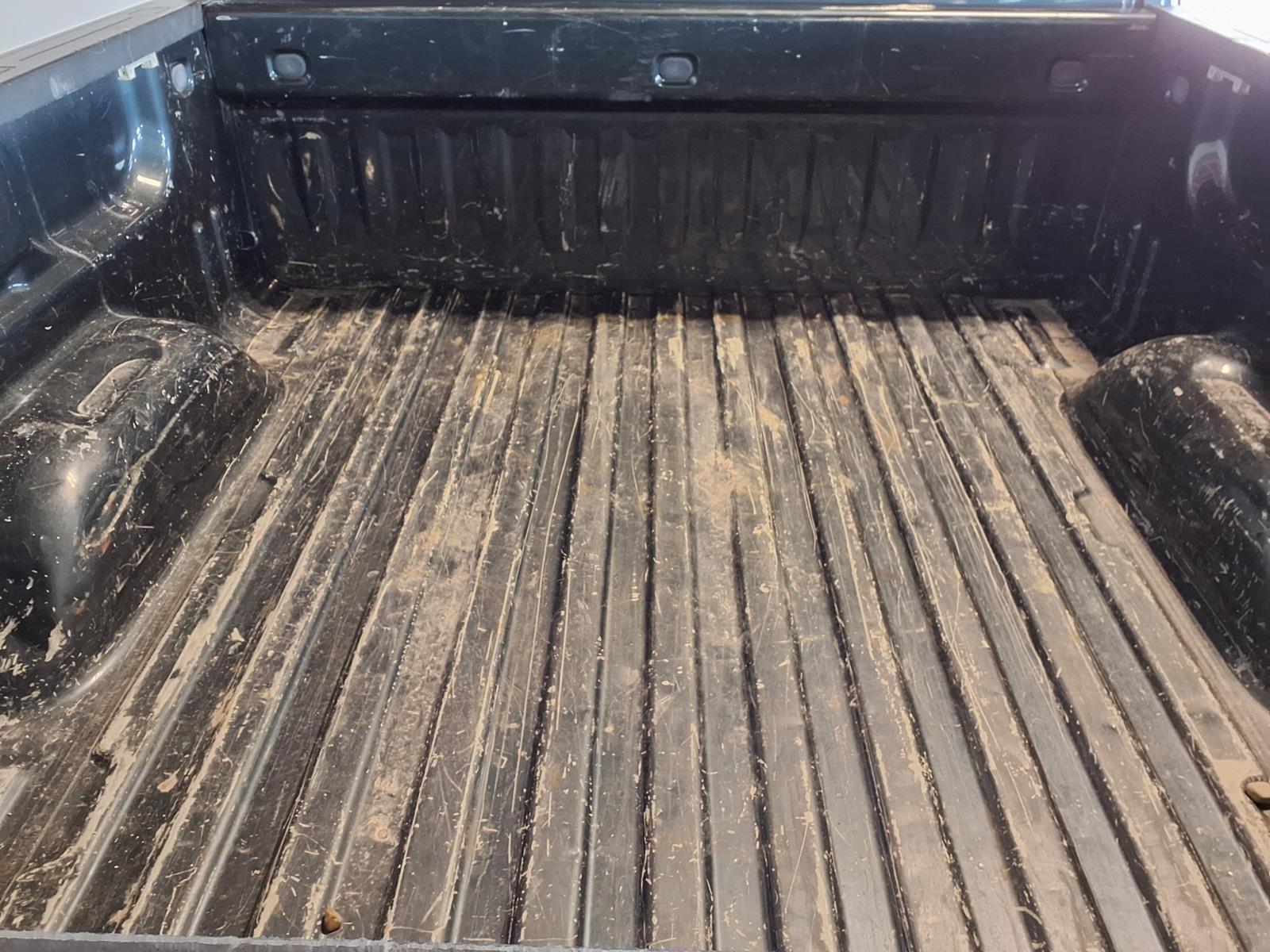 2018 Chevrolet Silverado 1500 LT - Graphite Metallic exterior view 6