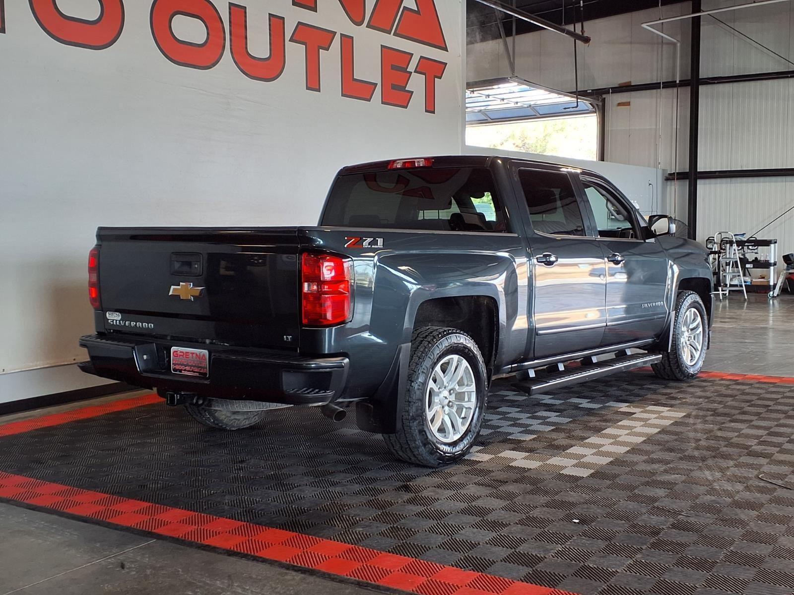 2018 Chevrolet Silverado 1500 LT - Graphite Metallic exterior view 7
