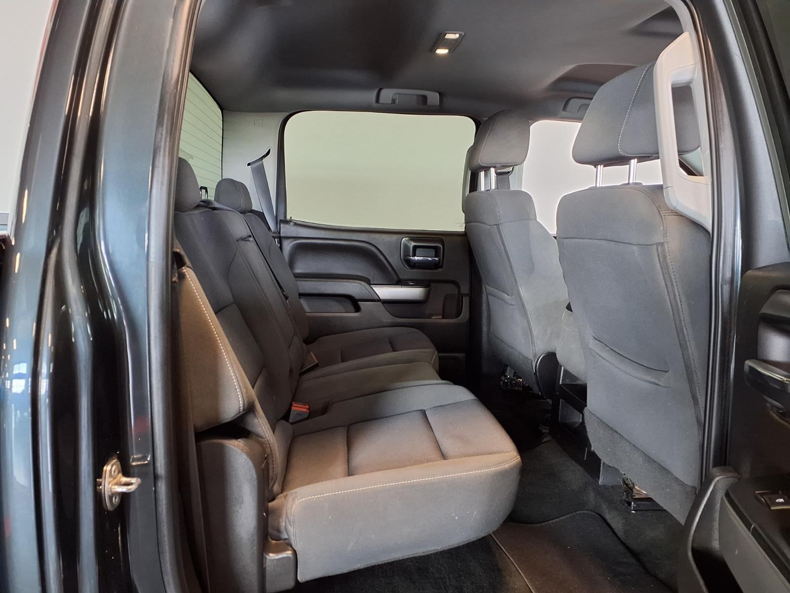 2018 Chevrolet Silverado 1500 LT - Graphite Metallic exterior view 9