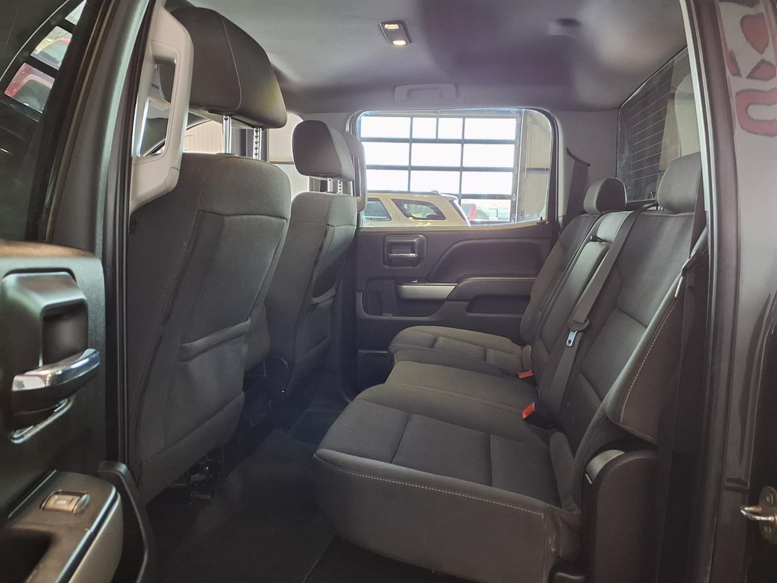 2018 Chevrolet Silverado 1500 LT - Graphite Metallic exterior view 13