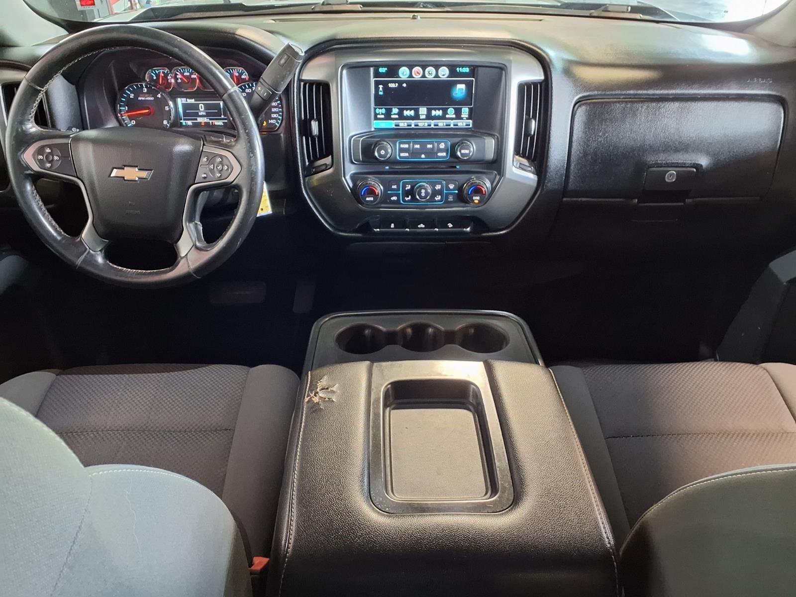 2018 Chevrolet Silverado 1500 LT - Graphite Metallic exterior view 15