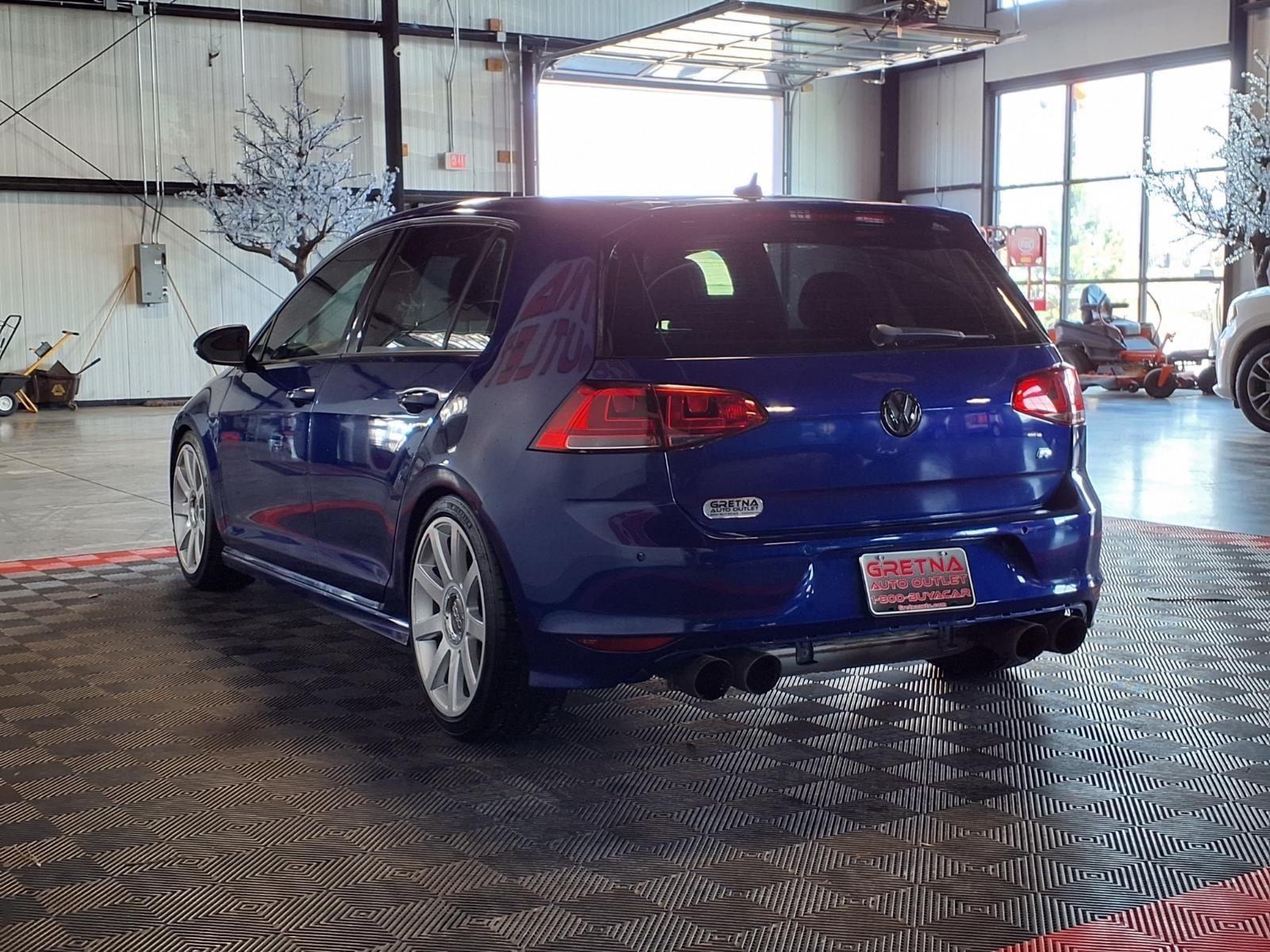 2017 Volkswagen Golf R - Lapiz Blue Metallic exterior view 4