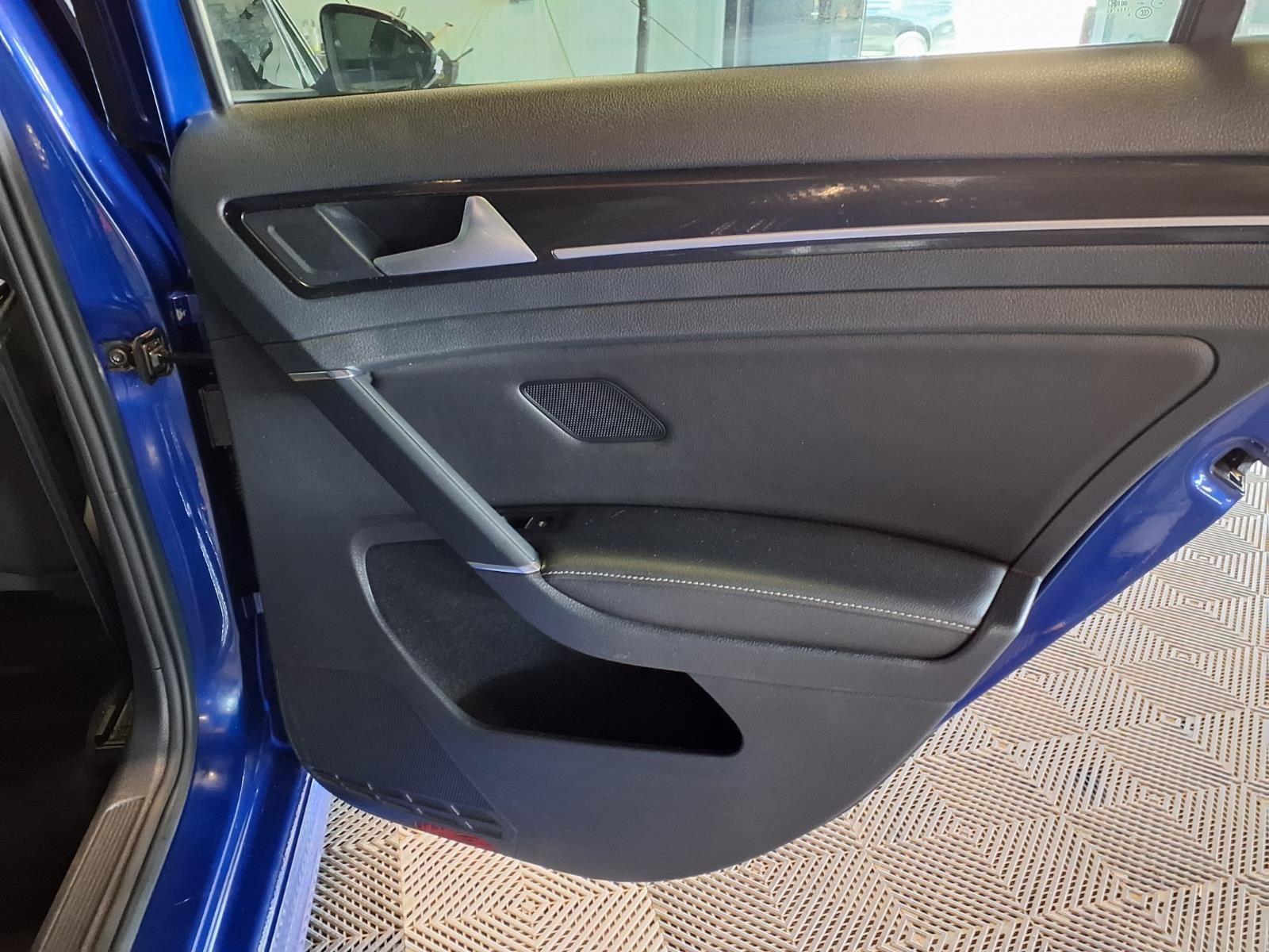 2017 Volkswagen Golf R - Lapiz Blue Metallic exterior view 10